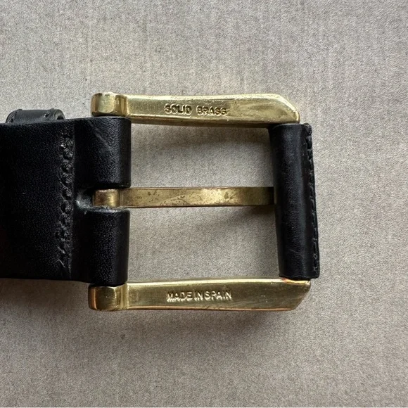 Mezlan Black Leather Belt with Brass Buckle - 38